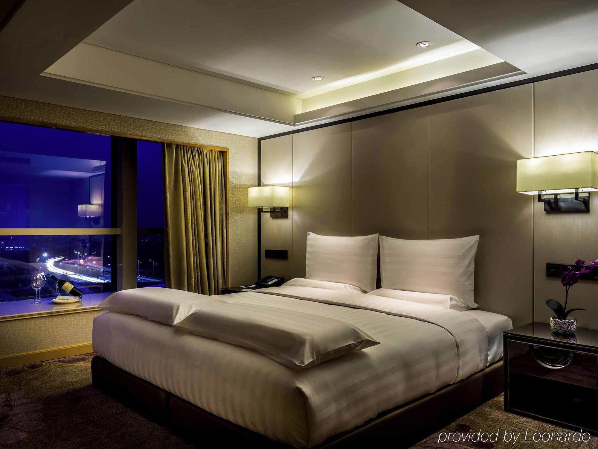 Hotel Pullman Qingdao Ziyue Exterior foto